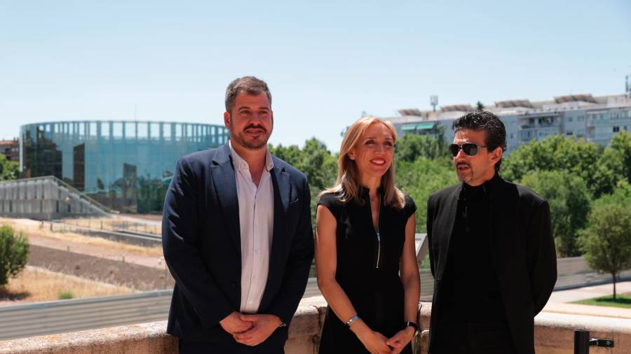 Rueda de prensa para dar a conocer la adjudicación de los edificios a Wonderland