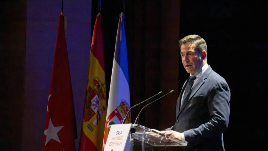 El primer teniente de alcalde y concejal de Presidencia, Javier Juárez, en la Gala Mayores Esenciales 2026