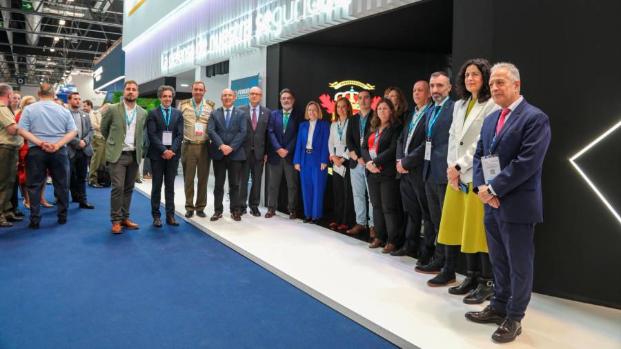 La alcaldesa se reúne con la secretaria Estado Defensa para buscar inversiones y empresas en la feria Feindef