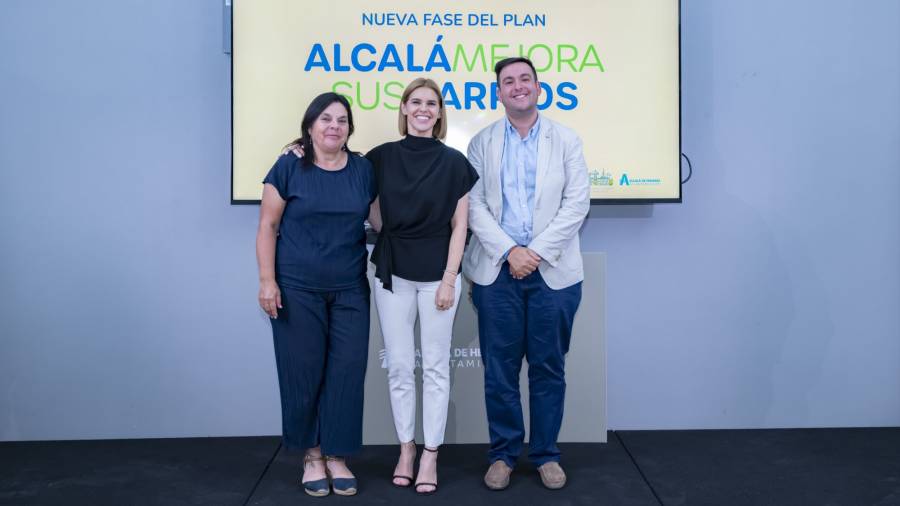 La alcaldesa de Alcalá de Henares, Judith Piquet, en la presentación de una nueva fase de del programa ‘Alcalá Mejora sus Barrios’