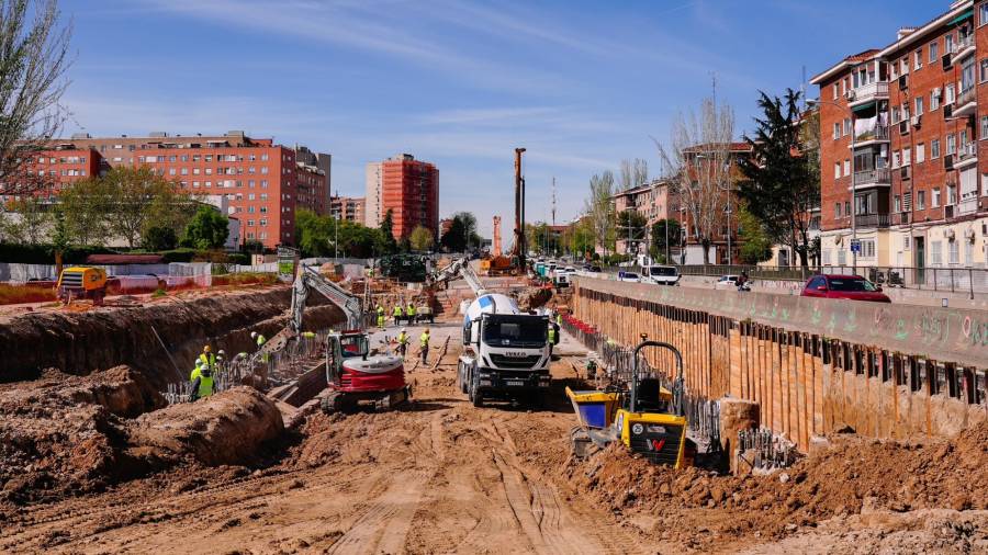 Obras de la A5 a su paso por el distrito de Latina