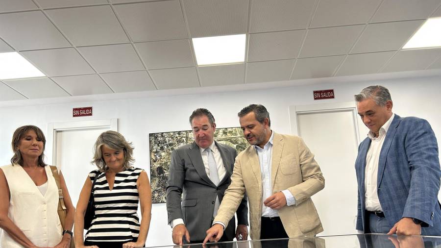 El consejero de Vivienda, Transportes e Infraestructuras, Jorge Rodrigo