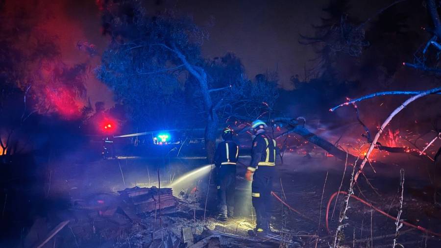Extinguido el incendio iniciado en Fuente Cisneros