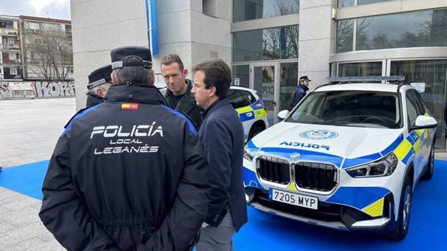 La Policía Local de Leganés incorpora nuevos vehículos microhíbridos y cardioprotegidos