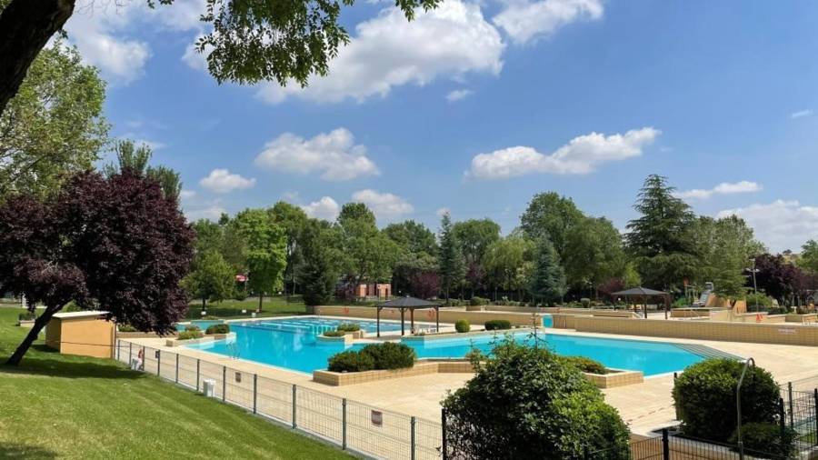 Imagen de recurso de una piscina municipal de la localidad