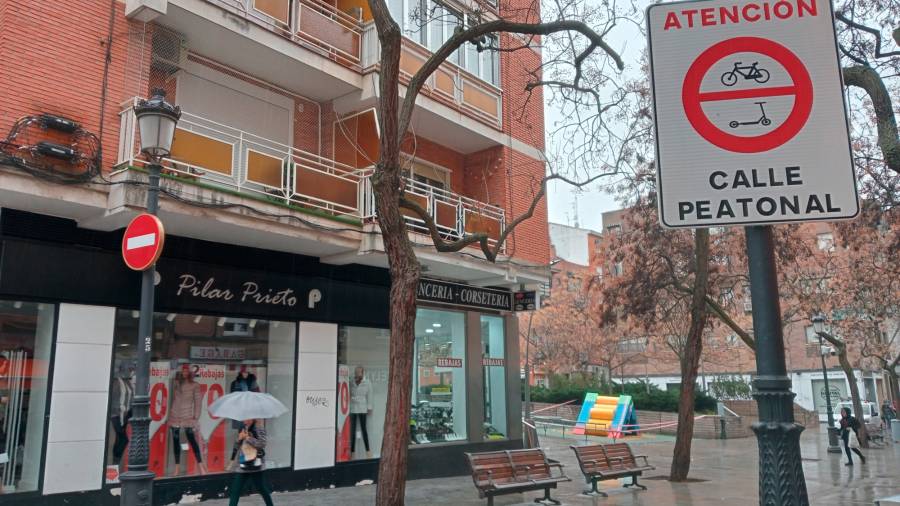 Una de las calles del centro de Alcorcón
