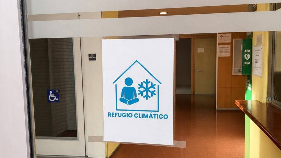 Imagen del cartel en una entrada a un espacio del municipio que indica que es un refugio climático