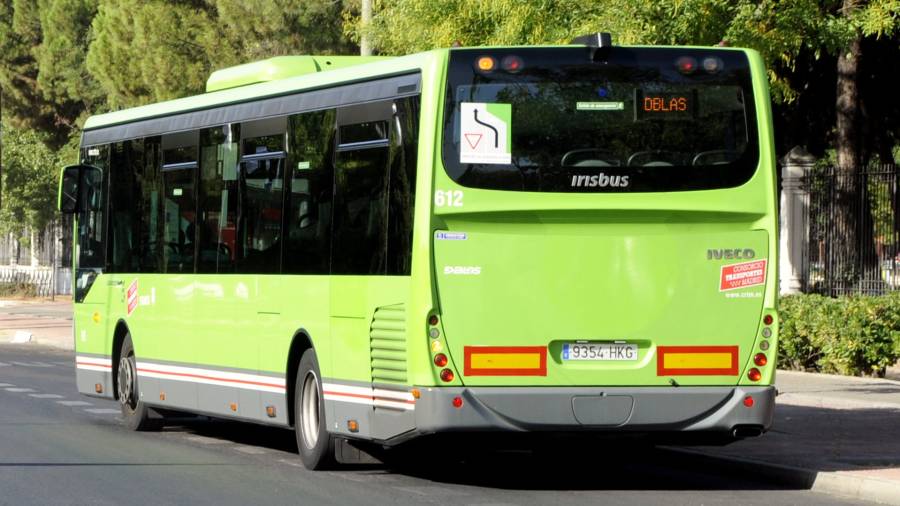 Servicio de autobuses