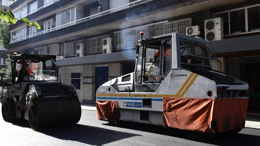 Renovación del pavimento en la calle de Espronceda