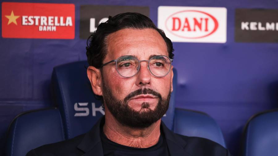 Jose Bordalas, head coach of Getafe CF, looks on during the Spanish league, LaLiga EA Sports, football match played between RCD Espanyol and Getafe CF at RCDE Stadium on March 21, 2026 in Cornella, Spain