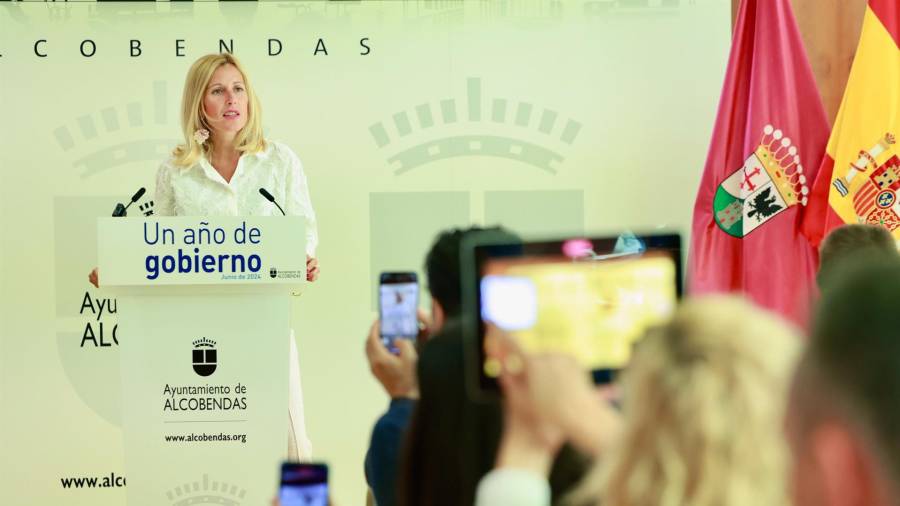 Rocío García, alcaldesa de la ciudad, durante la rueda de prensa de balance del primer año de legislatura