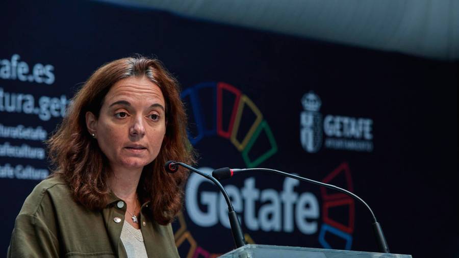 La alcaldesa de Getafe, Sara Hernández Barroso, interviene en el acto ‘Agenda 2030 en Getafe’ organizado por el Ayuntamiento de Getafe en Espacio Mercado, a 22 de septiembre de 2021, en Getafe, Madrid, (España)