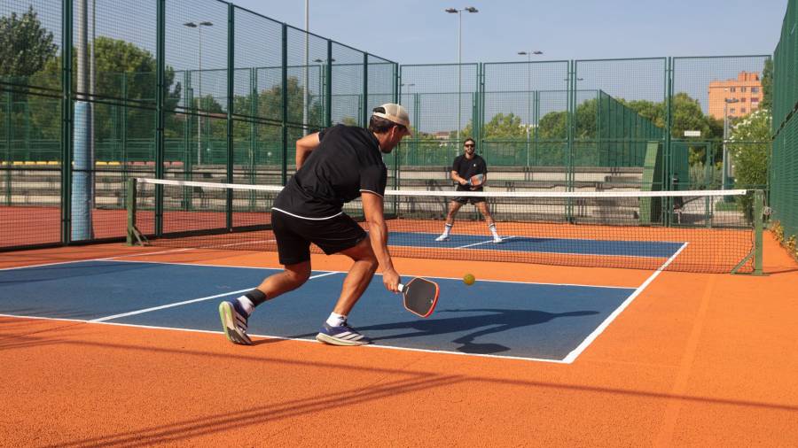 Pistas de tenis del Centro Deportivo Embarcaciones