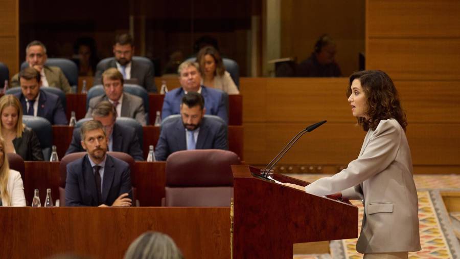 La presidenta de la Comunidad de Madrid , Isabel Díaz Ayuso, interviene durante la primera sesión del Debate del Estado de la Región en la Asamblea de Madrid