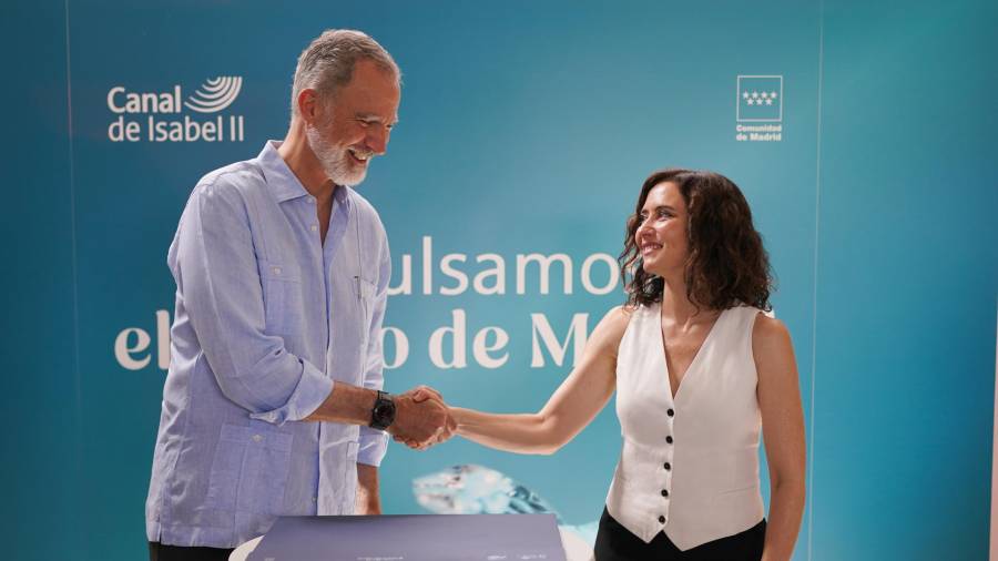Su Majestad el Rey Felipe VI y la presidenta regional, Isabel Díaz Ayuso, inauguran el Centro de Innovación de Agua y Energía del Canal de Isabel II