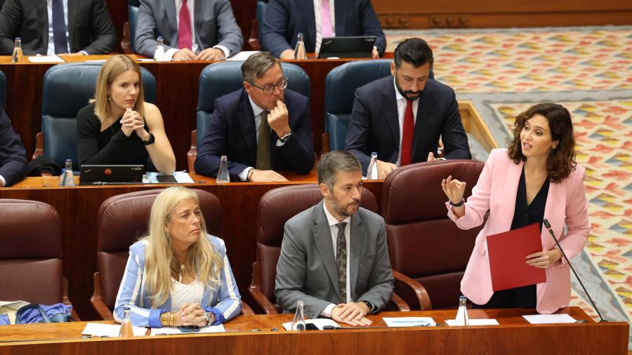 Isabel Díaz Ayuso en el Pleno de la Asamblea de Madrid