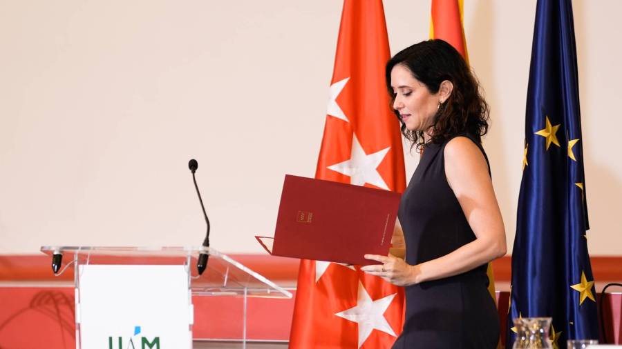 La presidenta de la región, Isabel Díaz Ayuso, en la toma de posesión de la rectora de la Universidad Autónoma