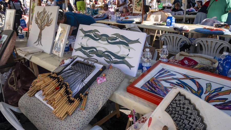 Piezas de los talleres para mayores en el municipio