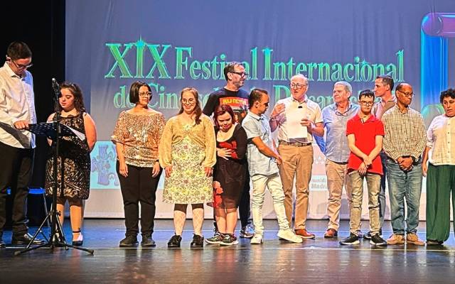 La gala estuvo conducida por el talento de AMÁS Escena